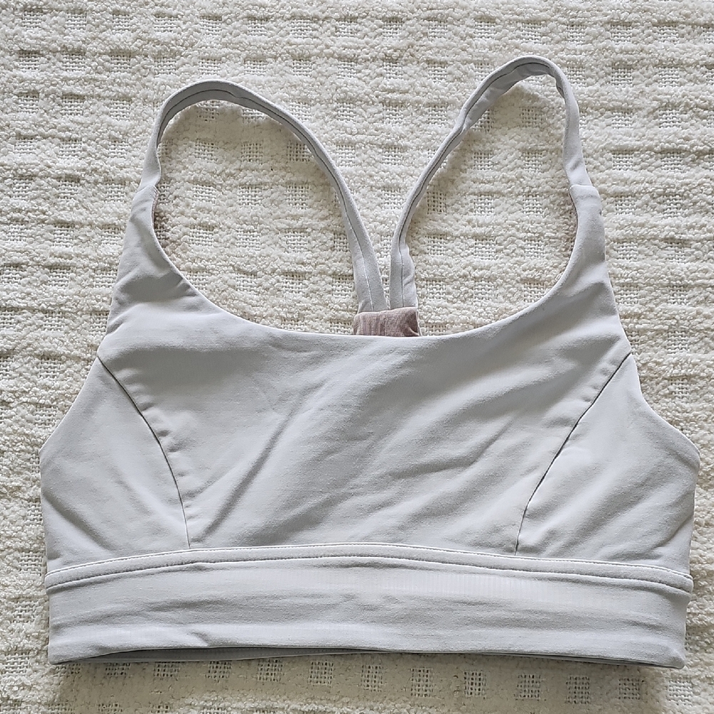 Lululemon Elegant Light Gray Sports Bra  sz 4